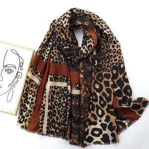 Elegant Vintage Inspired Leopard Patterned Fringe Edge Lightweight Scarf Shawl